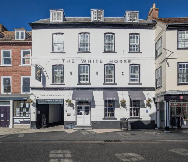 White Horse Hotel front view